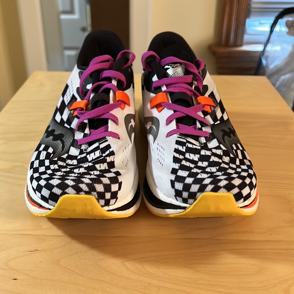 Saucony - Endorphin Pro 2 - Women’s Size 8 - EUC - Picture 2 of 9
